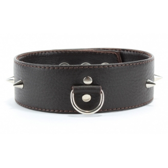 Коричневый ошейник с маленькими шипами