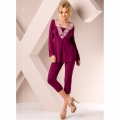 Ночная пижама фиолетового цвета с вышивкой M